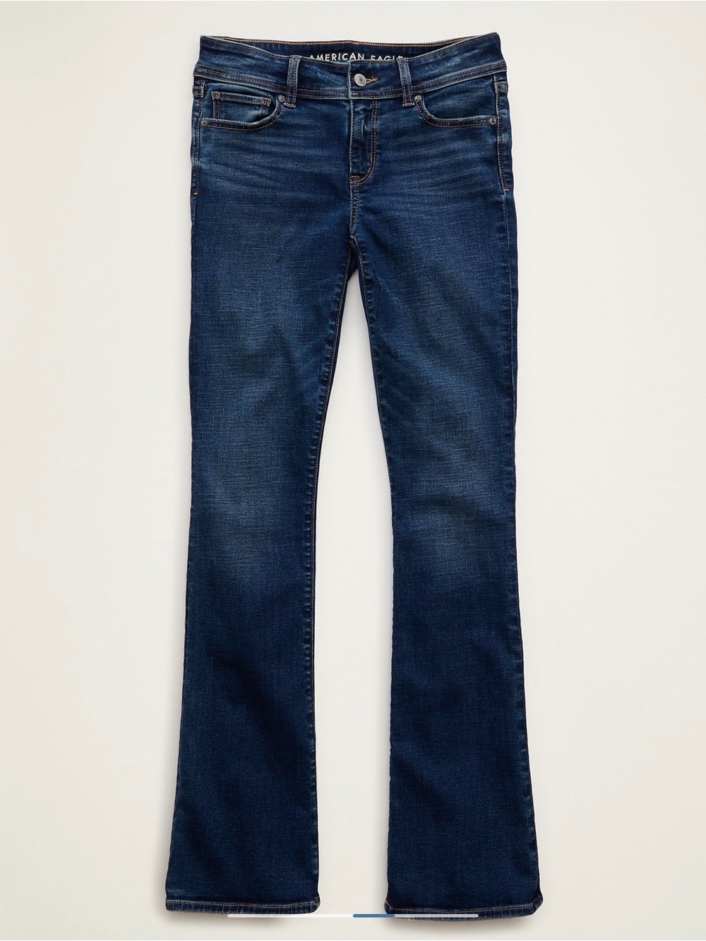 New + Next Level Stretch
AE Low-Rise Kick Bootcut Jean